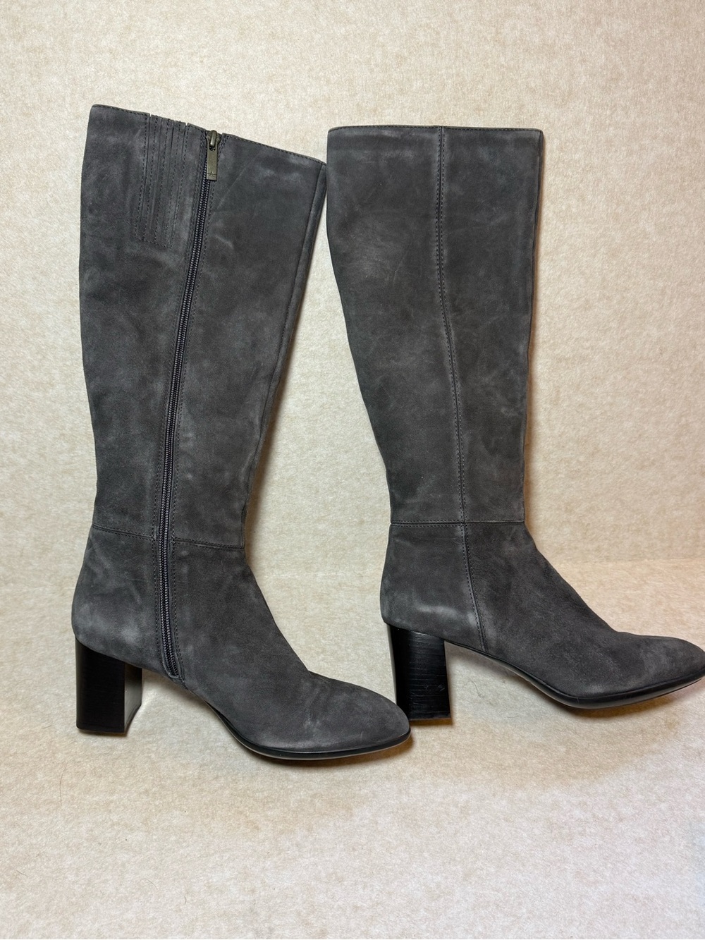 Aquatalia Delle Dress Weatherproof Suede Tall Gray Heel Boot Size 7 1/2 - Picture 4 of 8